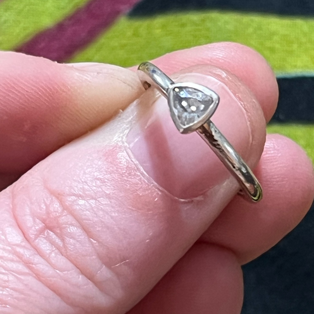 Signed Halia Modernist Sterling Silver 925 Cubic Zirconia Size 6 Ring 50$